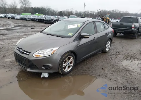 2014 Ford Focus Se z USA, uszkodzony, nr VIN 1FADP3F24EL436353